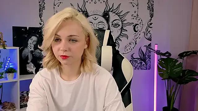 Charlotte_Colinss from StripChat is Freechat