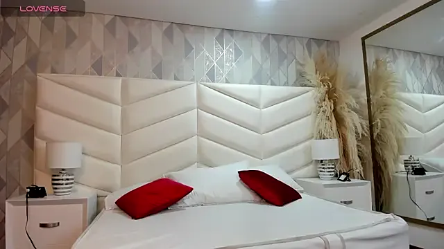 Charlotte_hall_ from StripChat is Freechat