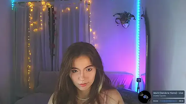 Girls: try live performances with matured performers, from dancing to quirks, in a variety of beautiful sex cams.