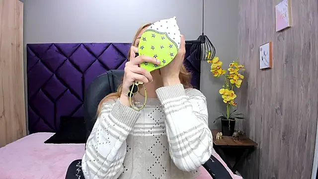 Girls: try live performances with matured performers, from dancing to quirks, in a variety of beautiful sex cams.