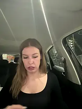 Chloemillerrxx from StripChat is Freechat