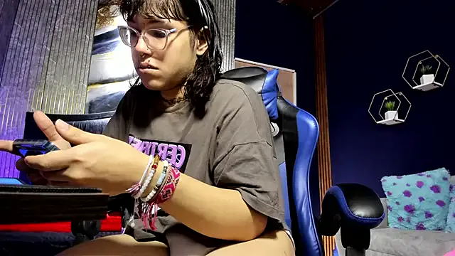 christina_vamp1 from StripChat is Freechat