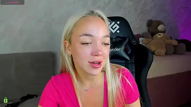 Girls: try live performances with matured performers, from dancing to quirks, in a variety of beautiful sex cams.