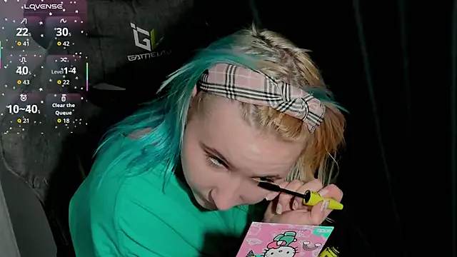 ChristyW3b from StripChat is Freechat