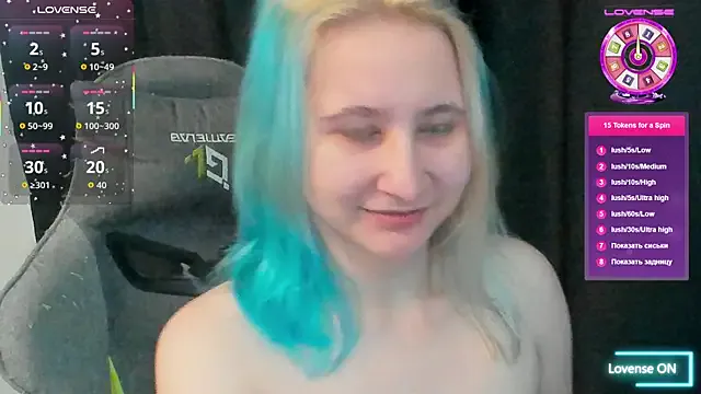 ChristyW3b from StripChat is Freechat