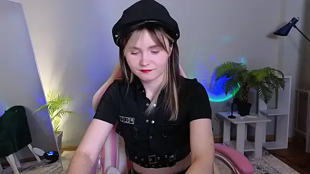 CiriRianonn from StripChat