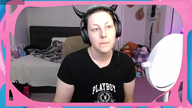 CirqueNoirBlu from StripChat