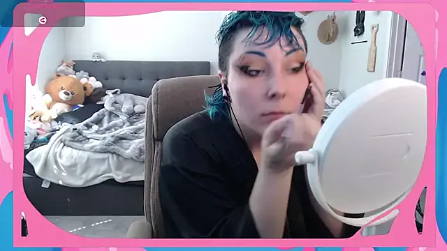 CirqueNoirBlu from StripChat