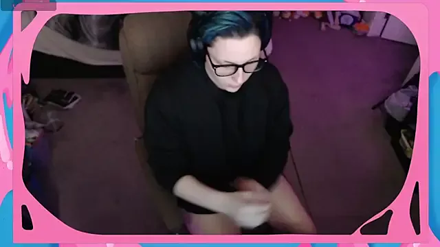 CirqueNoirBlu from StripChat