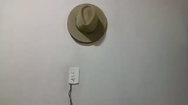 ClaraRenzi from StripChat is Freechat