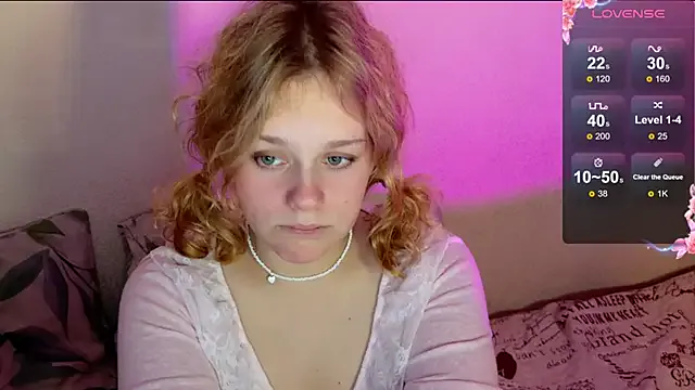 CleoVixes from StripChat is Freechat