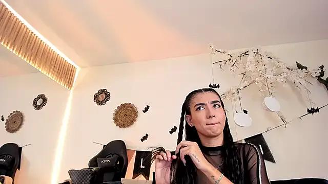 cloe_taylor__ from StripChat is Freechat