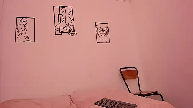 Cloehonney from StripChat