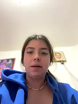 Cloew_Marz from StripChat