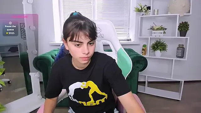 Cocoa_Sins from StripChat