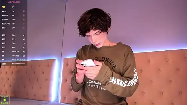 Girls: try live performances with matured performers, from dancing to quirks, in a variety of beautiful sex cams.