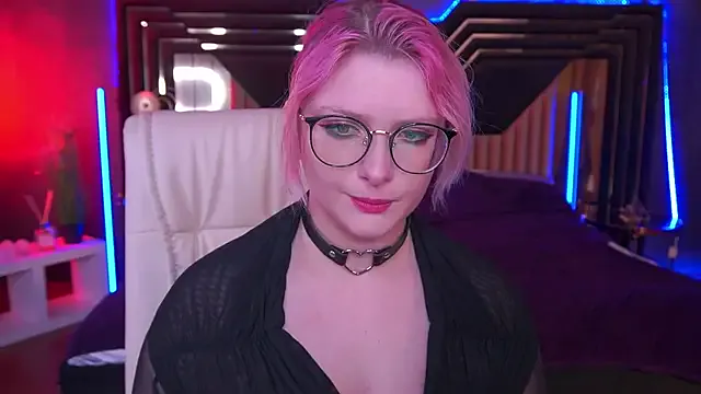 CoolTatis from StripChat