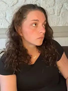 coquineronde from StripChat is Freechat