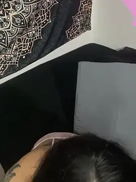 Coralink from StripChat is Freechat