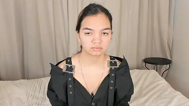 CoreenLuebbers from StripChat is Freechat