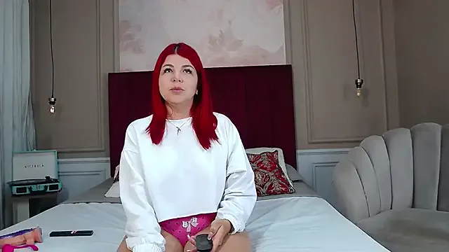 CorineRay from StripChat is Freechat