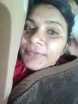 couple_71 from StripChat is Freechat