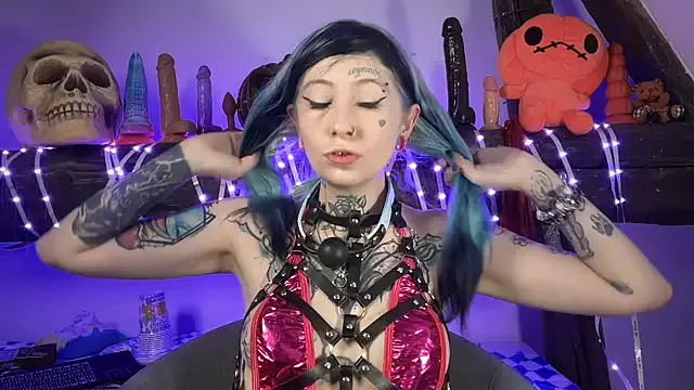 Coyemoo from StripChat