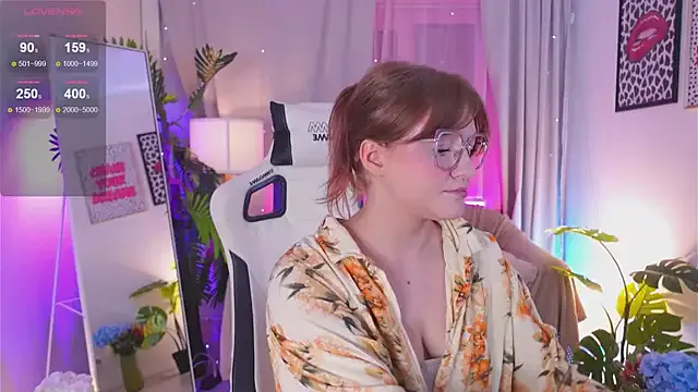 Girls: try live performances with matured performers, from dancing to quirks, in a variety of beautiful sex cams.