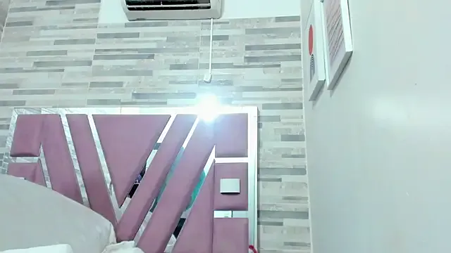 cristin_brown from StripChat is Freechat