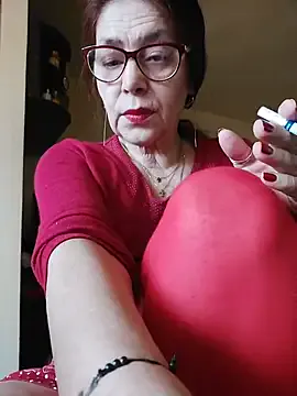 cristinatina from StripChat is Freechat