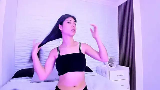 CristineCaru from StripChat is Freechat