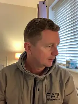 Crusher19830 from StripChat is Freechat