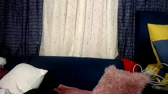 Crystalbxx from StripChat