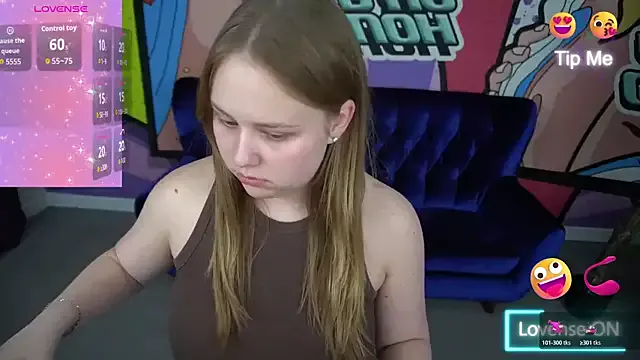 CrystallPaws from StripChat is Freechat