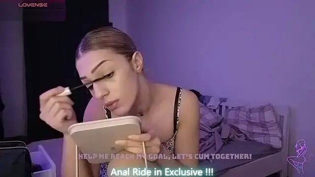 crystalxx18 from StripChat is Freechat