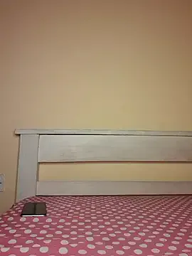 Cuddlykitten_20 from StripChat