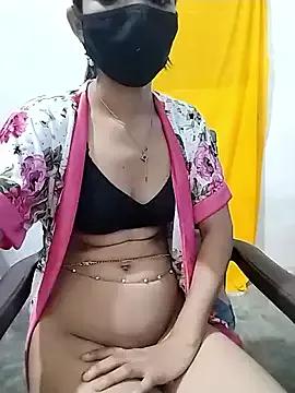 Cute-Naavya from StripChat is Freechat