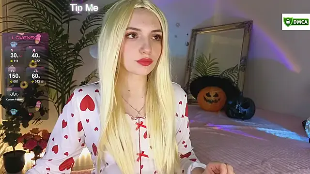 cute_cake from StripChat is Freechat