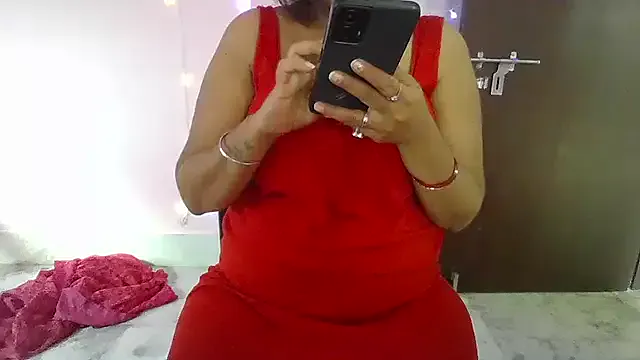 cute_lailaa from StripChat is Freechat