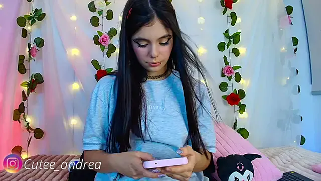 cutee_andrea from StripChat is Freechat