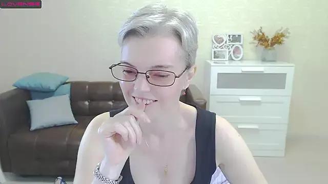 Girls: try live performances with matured performers, from dancing to quirks, in a variety of beautiful sex cams.