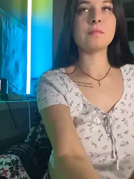 cutie_modest_ from StripChat is Freechat