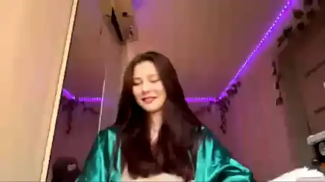 CutieSlim from StripChat is Freechat