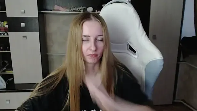 Girls: try live performances with matured performers, from dancing to quirks, in a variety of beautiful sex cams.