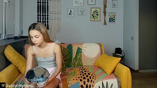daddyonlyloveme from StripChat is Freechat