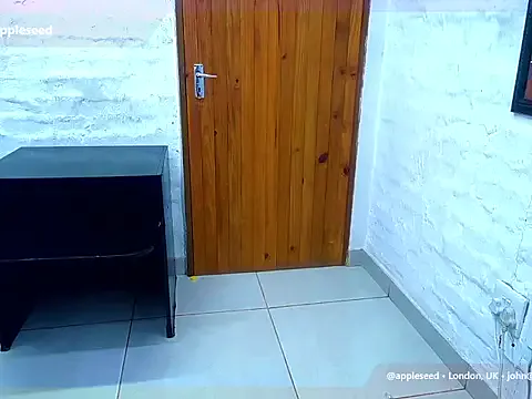 DaisyGirlxx from StripChat is Freechat