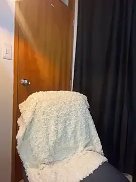 Dakota_Greys from StripChat is Freechat