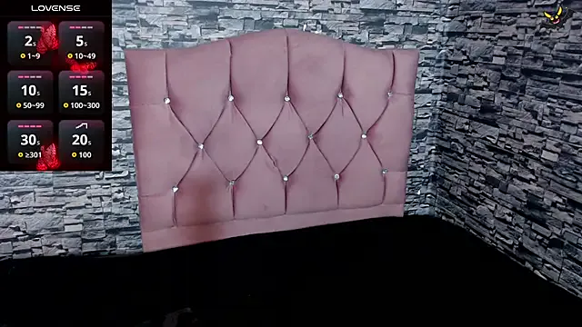 Dakotta_Red24 from StripChat is Freechat