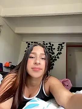 Danniela1_ from StripChat is Freechat