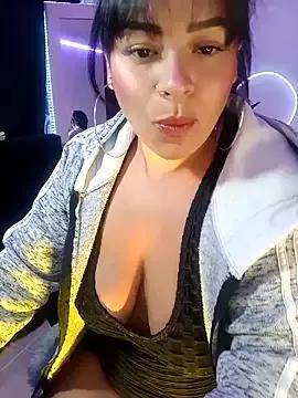 Danniela20 from StripChat is Freechat